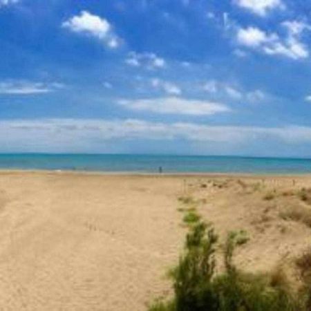 Apartment La Gavina Beach Barcelona Airport Gava Exterior photo